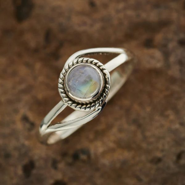 Moonstone Sterling Silver Infinity Ring (Size 7) Fashion